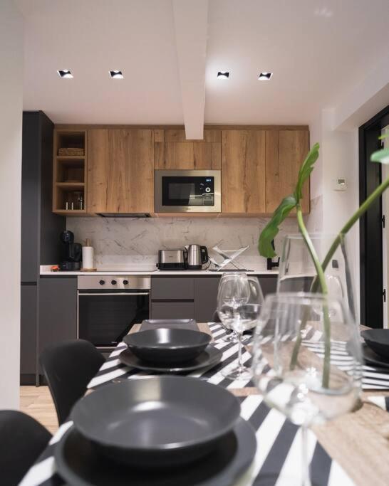 Apartament Amazing 2bd 2bth By Madrid4you *